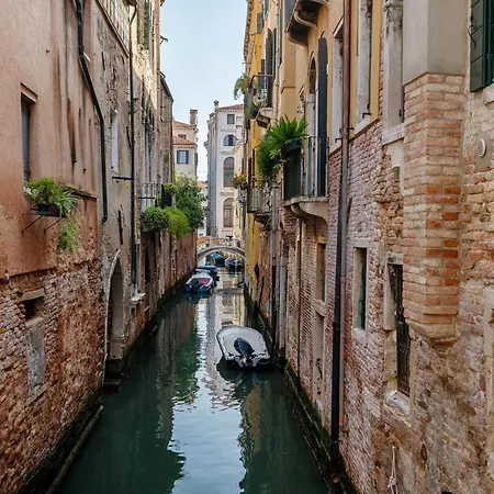 Campiello Del Spezier Lägenhet